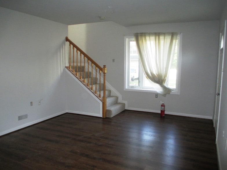 More Photos Of 7731 West Dr, Glen Burnie Assisted Living For Sale