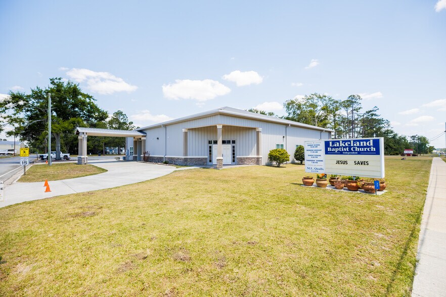 More Photos Of 37 E Main St, Lakeland Flex For Sale