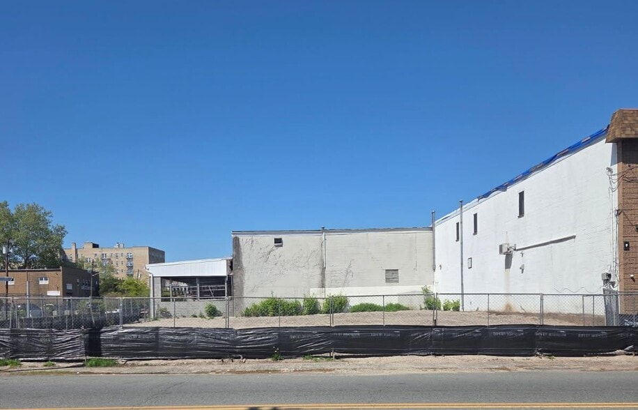 More Photos Of , Belleville Industrial For Sale