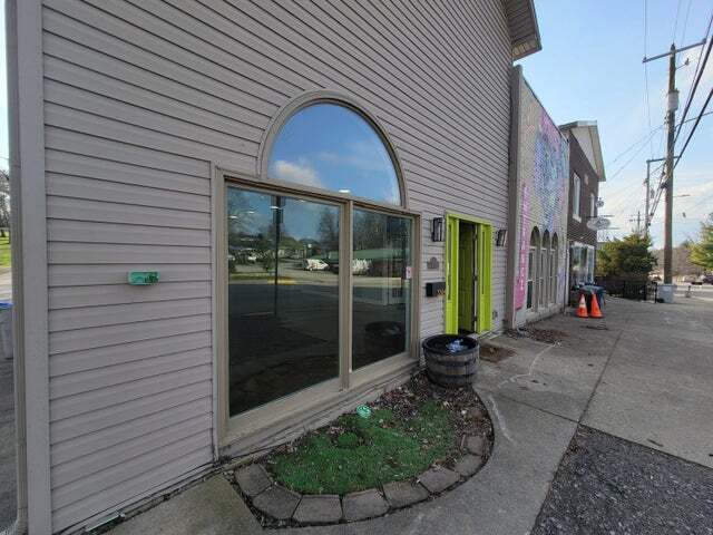 Primary Photo Of 3364 Main St, Stamping Ground Flex For Sale