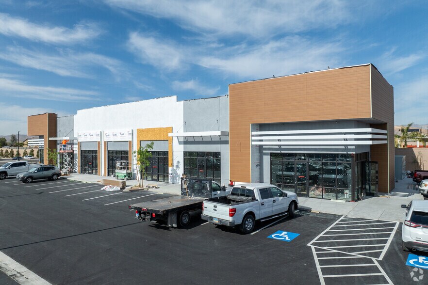 More Photos Of 9074 S Rainbow Blvd, Las Vegas Unknown For Lease