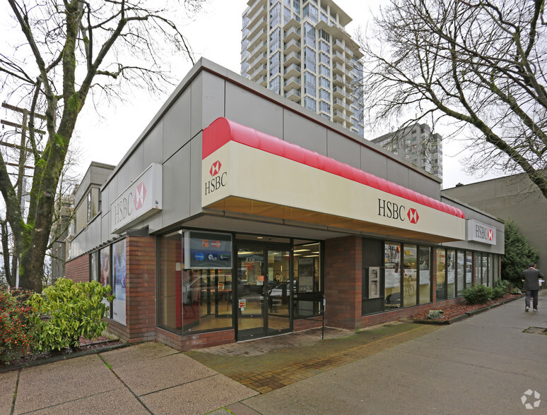 Primary Photo Of 504 6th St, New Westminster Bank For Lease