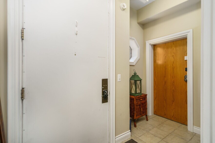 More Photos Of 206 E Liberty St, Milford Medical For Sale