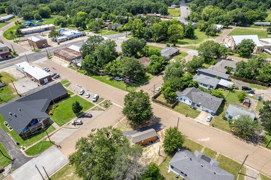 More Photos Of 122 N Green St, Hawkins Land For Sale