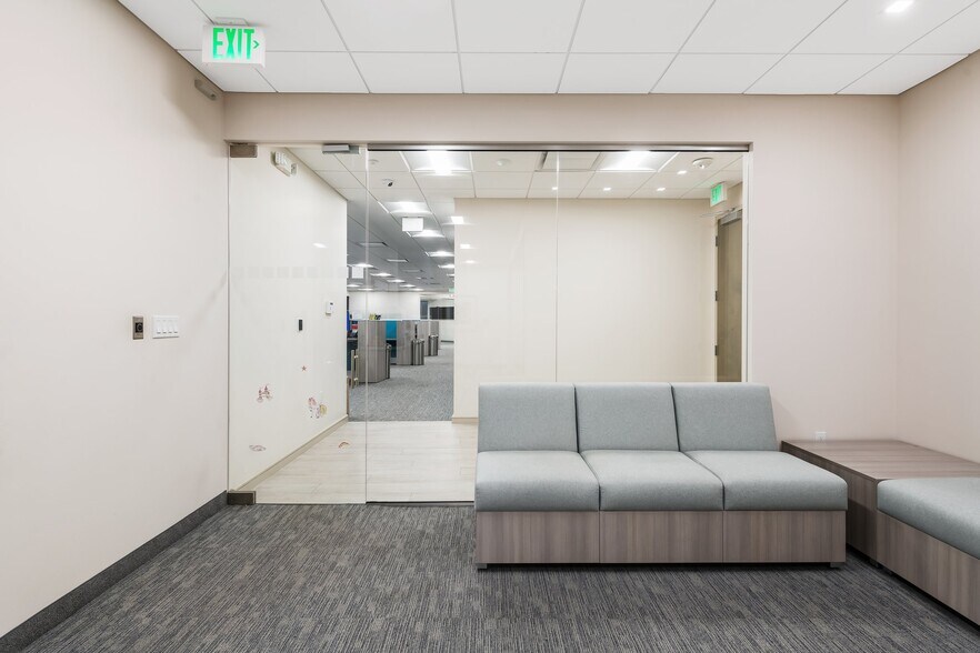 More Photos Of 3303 W Commercial Blvd, Fort Lauderdale Office For Sale
