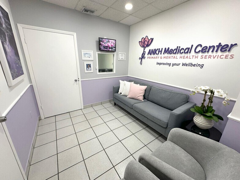 More Photos Of 8100 W Flagler St, Miami Loft Creative Space For Lease