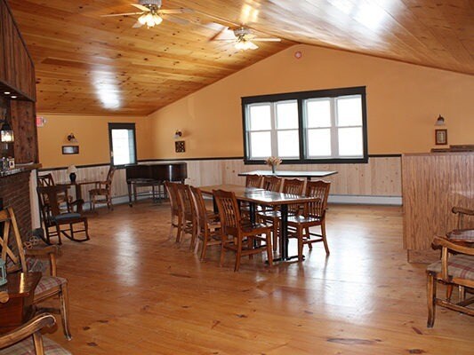 More Photos Of 1675 US Route 2, Waterbury Restaurant For Lease