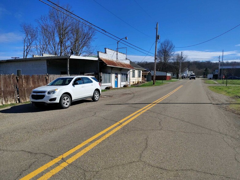 More Photos Of 16166 Main St, Millfield General Retail For Sale