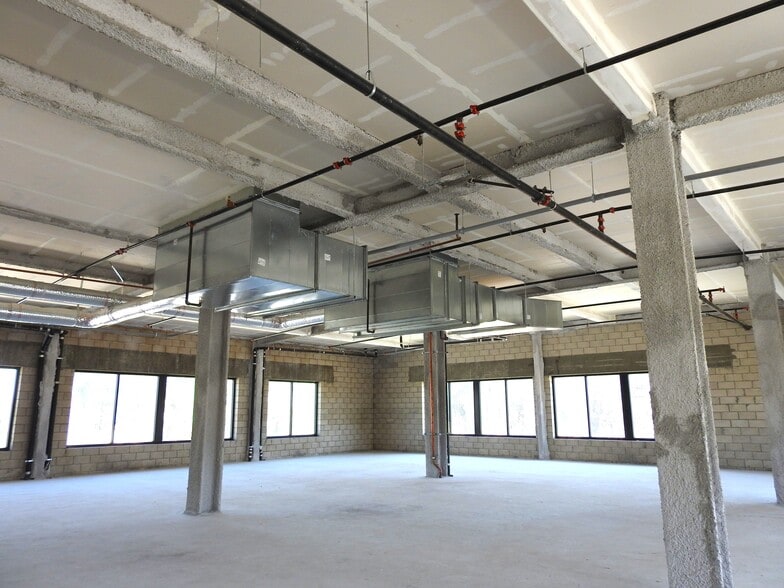 More Photos Of 25258 Redlands Blvd, Loma Linda Healthcare For Lease