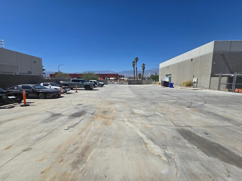 More Photos Of 31248 Dunham Way, Thousand Palms Warehouse For Sale