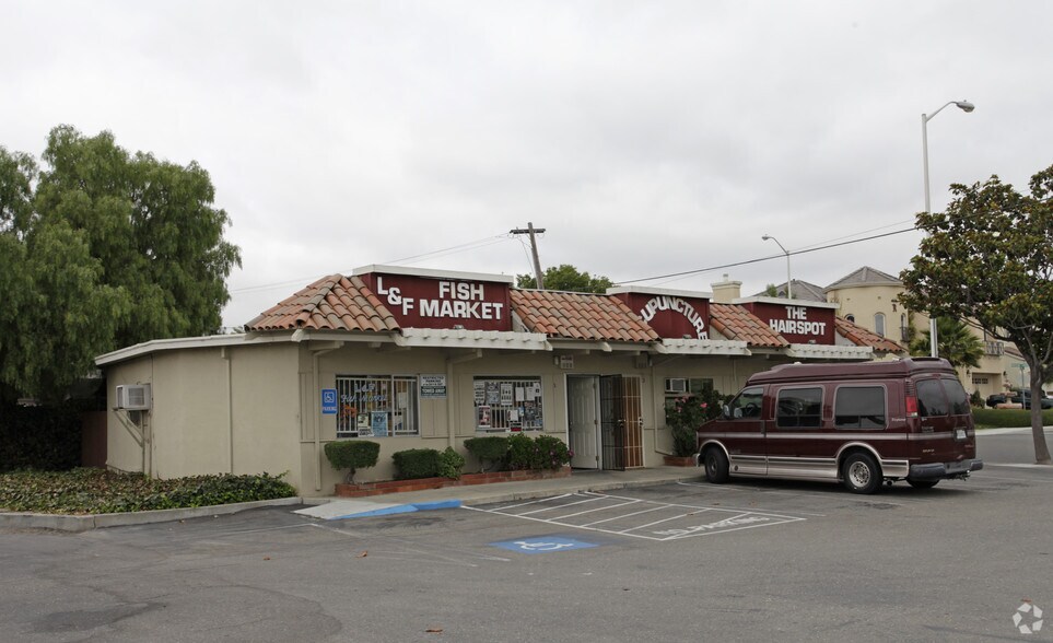 Primary Photo Of 36601 Newark Blvd, Newark Storefront For Lease
