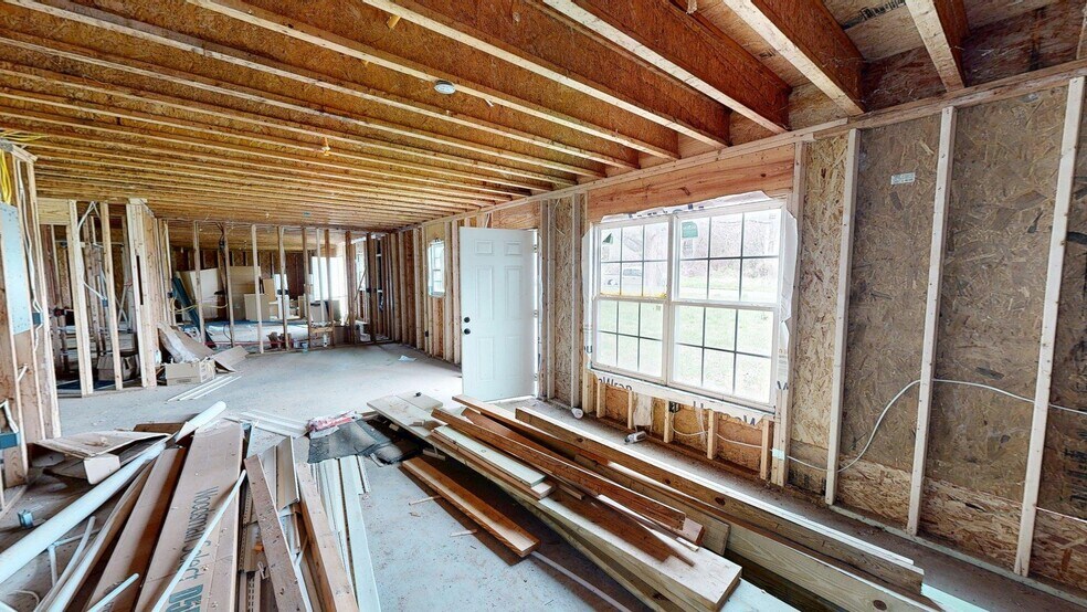 More Photos Of 57 Mill St, Cave Spring Multifamily For Sale