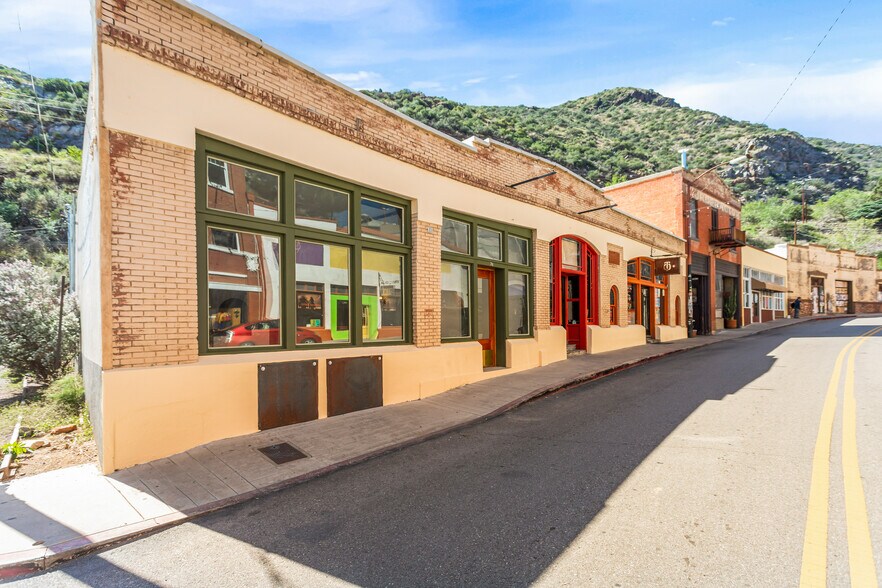 Primary Photo Of 78 Main St, Bisbee Restaurant For Sale