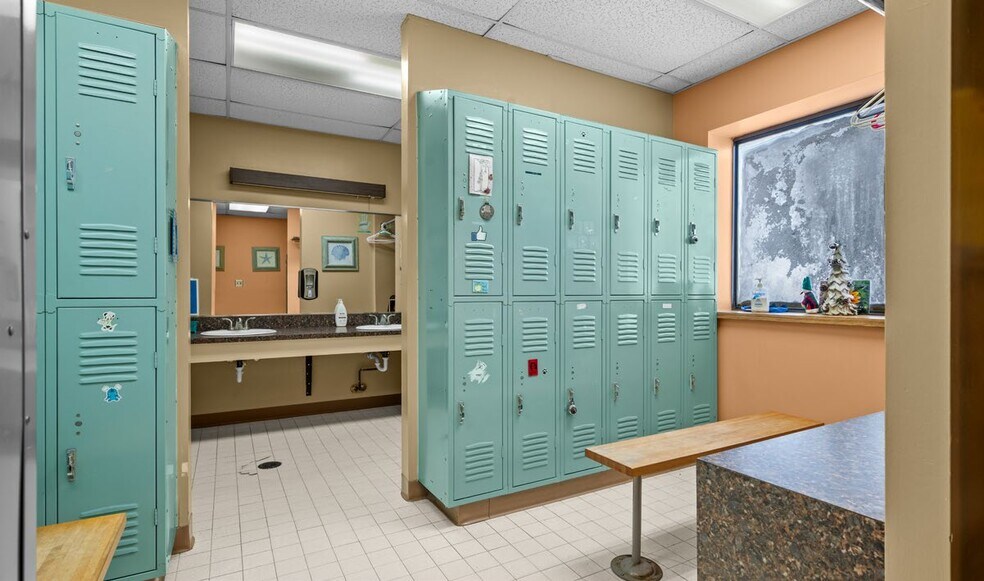 More Photos Of 1130 Ponce De Leon Blvd, Clearwater Medical For Sale