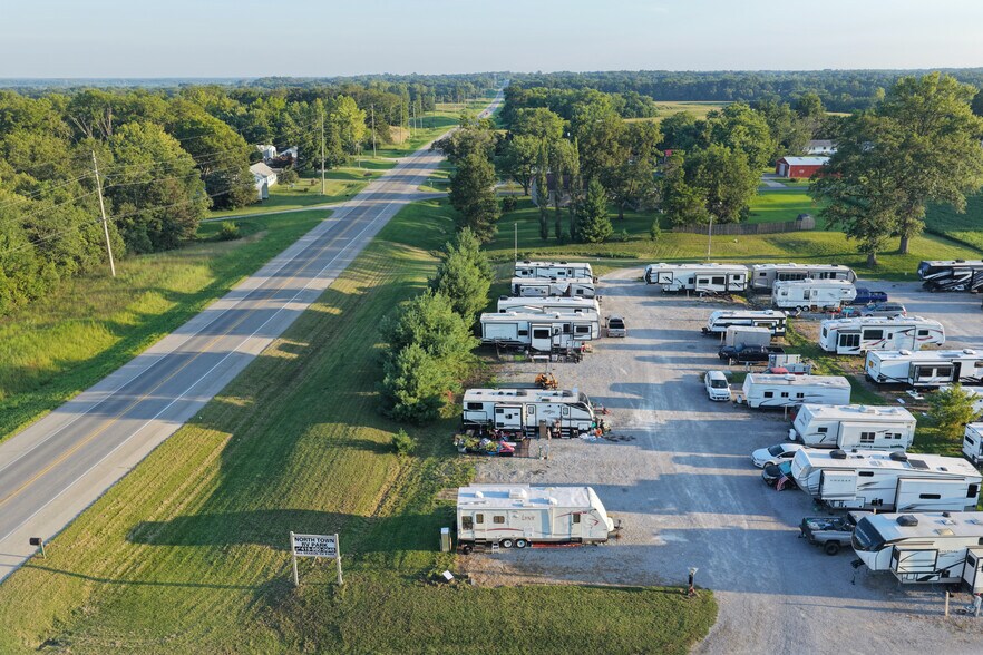 More Photos Of 5184 State Route 127, Pinckneyville Trailer Camper Park For Sale