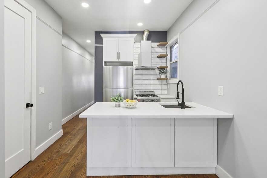 More Photos Of 112 Duncan Ave, Jersey City Apartments For Sale