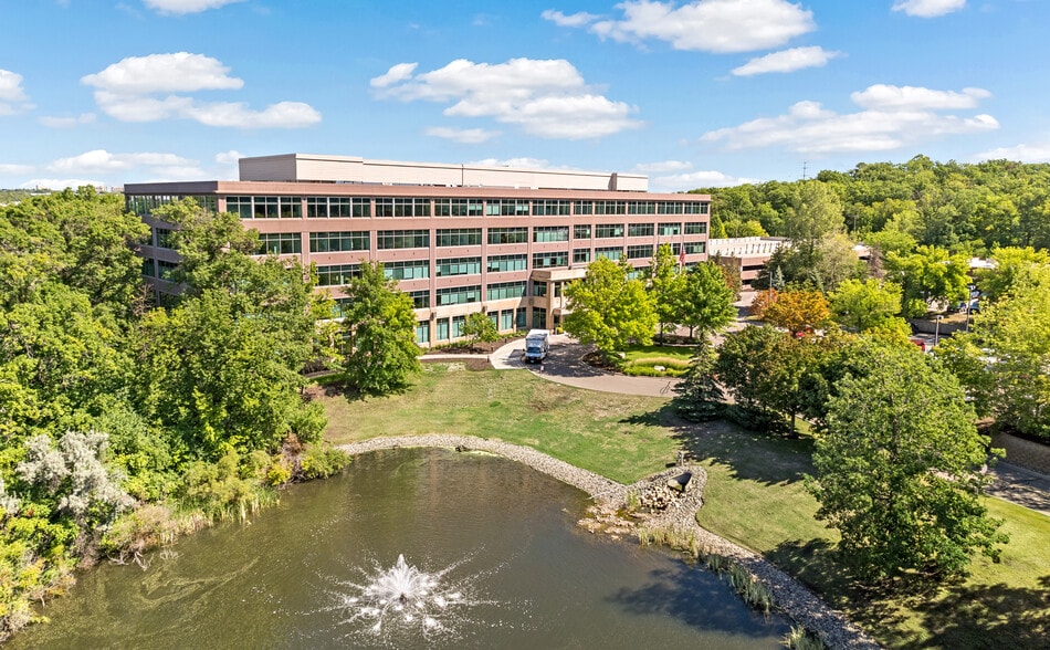 More Photos Of 10400 Viking Dr, Eden Prairie Office For Lease