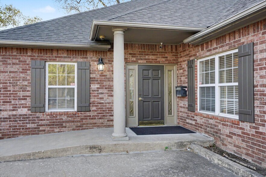 More Photos Of 5407 S Lewis Ave, Tulsa Office For Lease