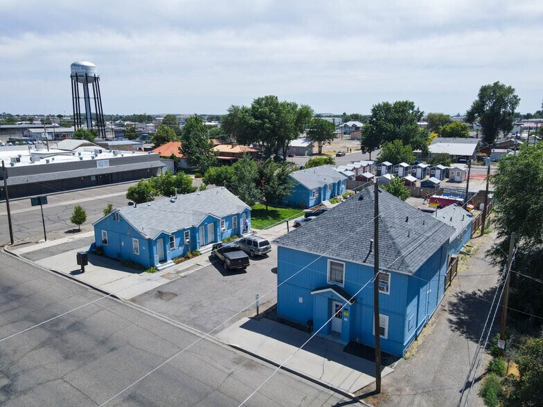 More Photos Of 124 NW 4th Ave, Ontario Apartments For Sale