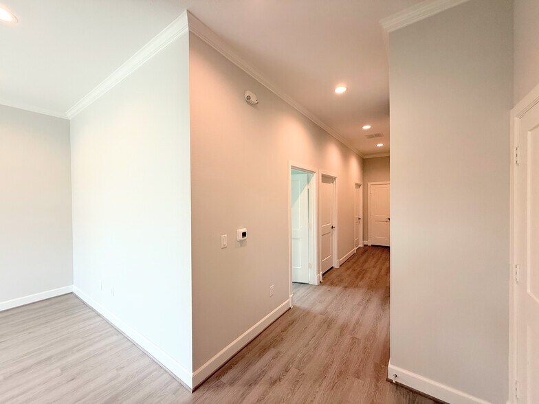 More Photos Of 2120 Prairie Dr, Prosper Medical For Sale