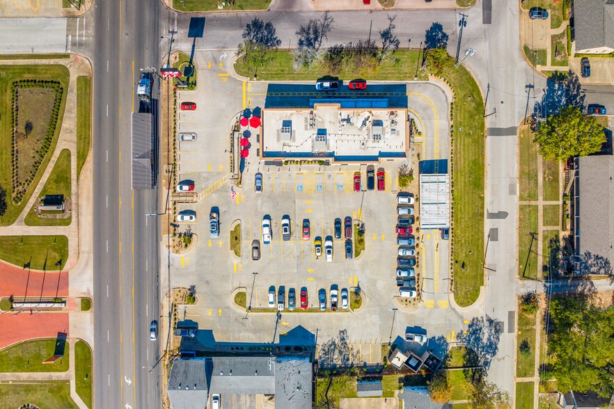 More Photos Of 502 S Jackson St, Jacksonville Fast Food For Sale