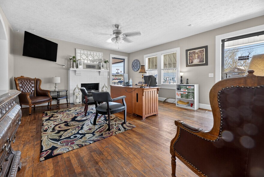 More Photos Of 104 McCullars Ln, Oxford General Retail For Sale
