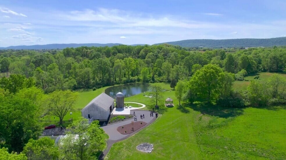 More Photos Of 1902 Jefferson Pike, Brunswick Lodge Meeting Hall For Lease