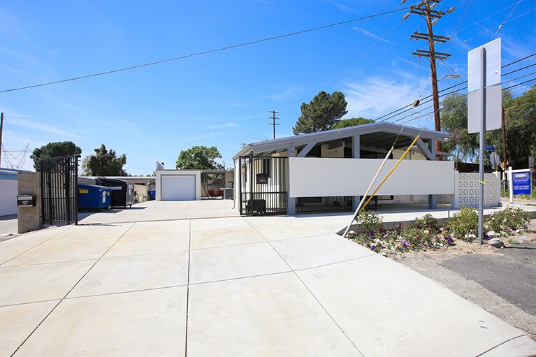 More Photos Of 11100 Sheldon St, Sun Valley Office Residential For Sale