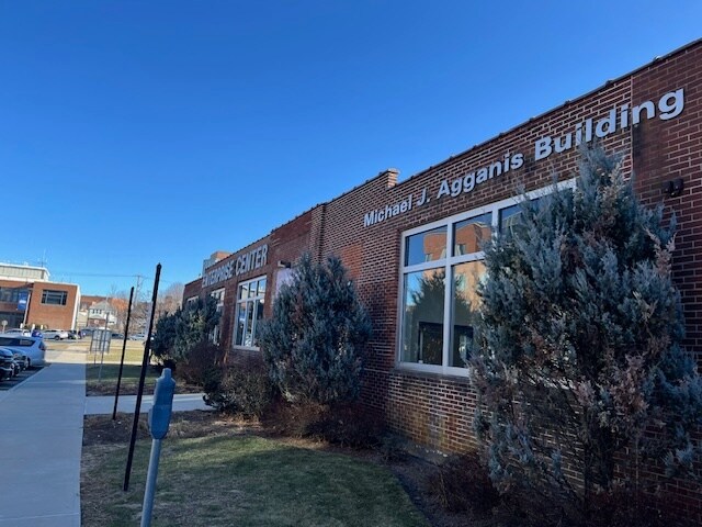 More Photos Of 71-121 Loring Ave, Salem Light Distribution For Lease