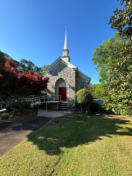 More Photos Of 413 W Farley Ave, Laurens Religious Facility For Sale