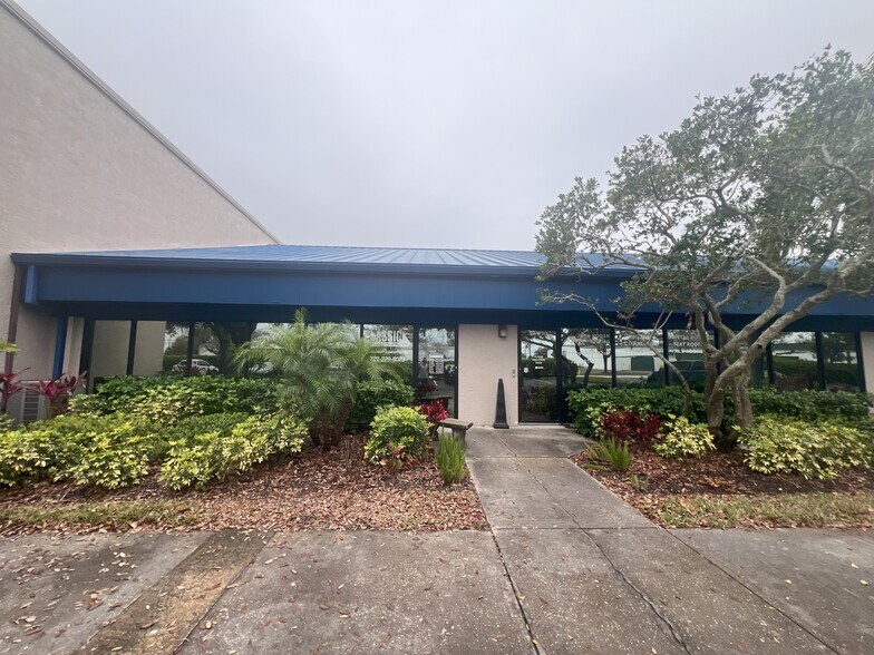 More Photos Of 14450 N 46th St, Clearwater Office For Lease