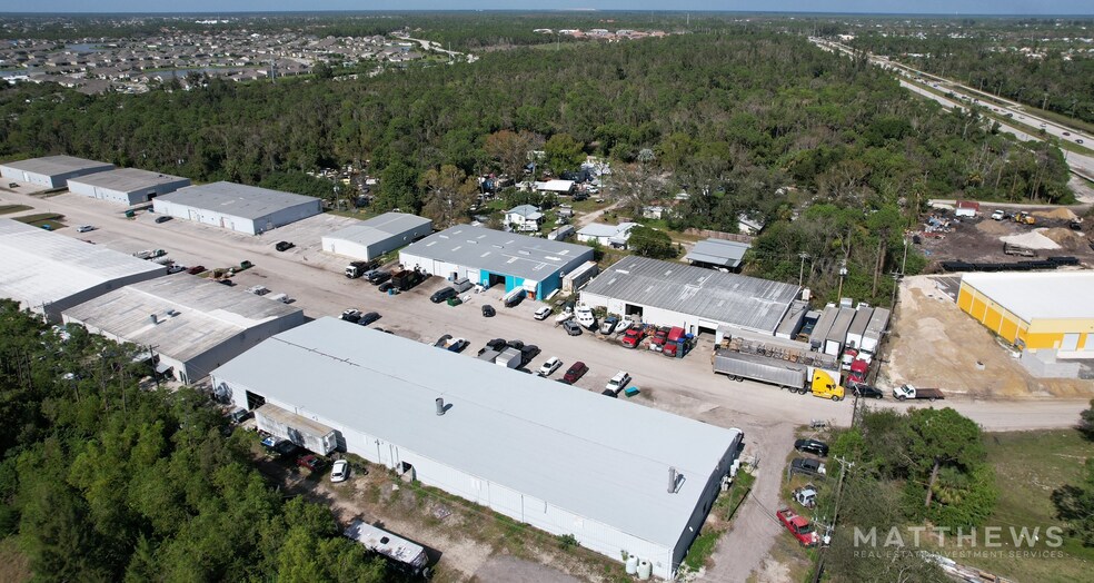 More Photos Of 8911-8919 N Fork Dr, North Fort Myers Warehouse For Lease