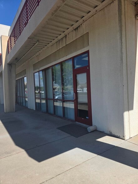 More Photos Of 4470 Yankee Hill Rd, Rocklin Flex For Lease