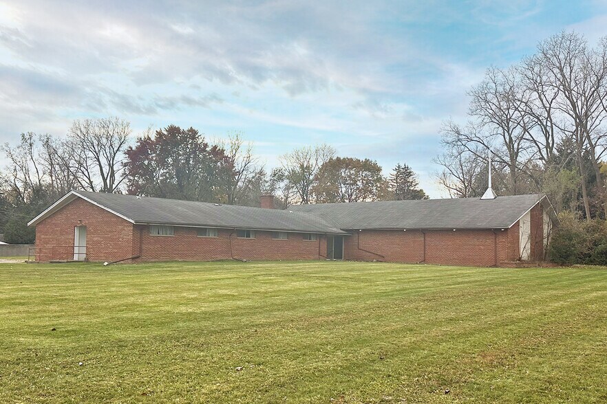 Primary Photo Of 20055 W 13 Mile Rd, Beverly Hills Religious Facility For Sale