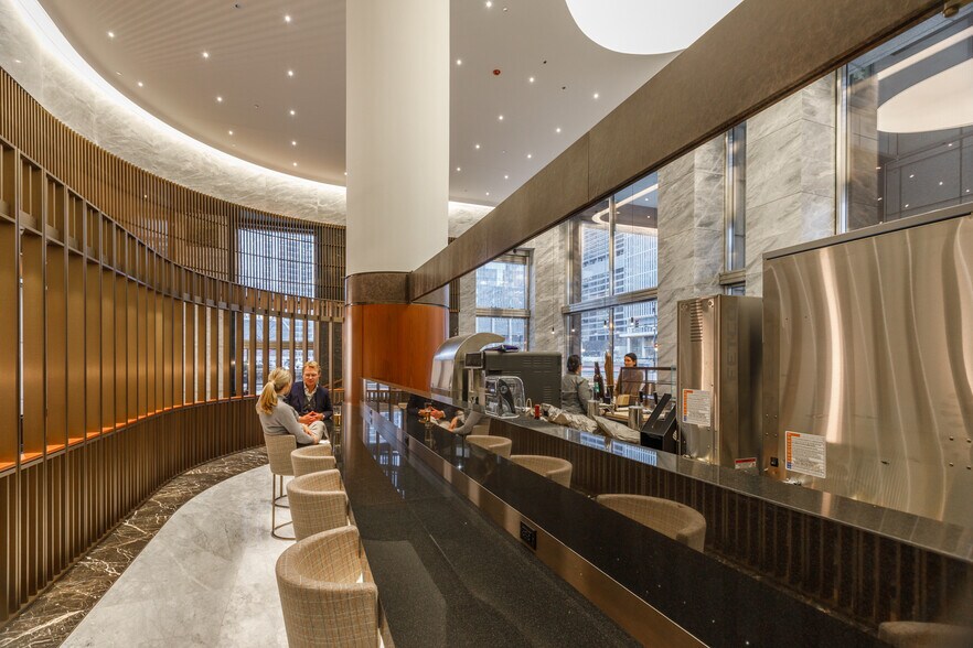 More Photos Of 225 W Wacker Dr, Chicago Office For Sale