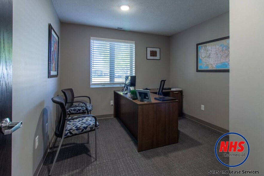 More Photos Of 5300 N 57th St, Lincoln Light Distribution For Lease