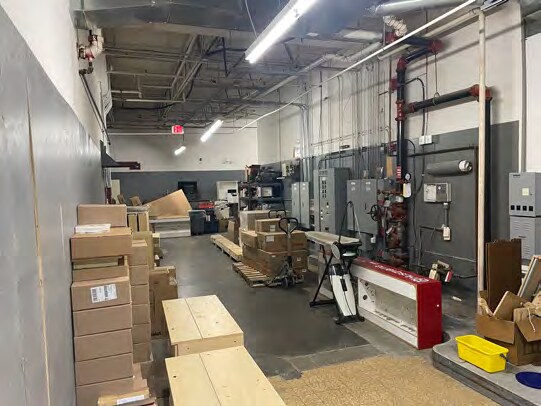 More Photos Of 16175 W 135th St, Olathe Freestanding For Sale