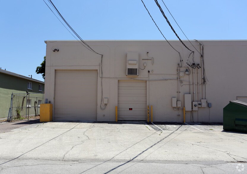 More Photos Of 625 N Dale Mabry Hwy, Tampa Freestanding For Lease