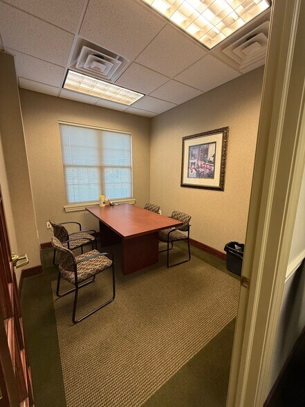 More Photos Of 5665 S Transit Rd, Lockport Office For Sale