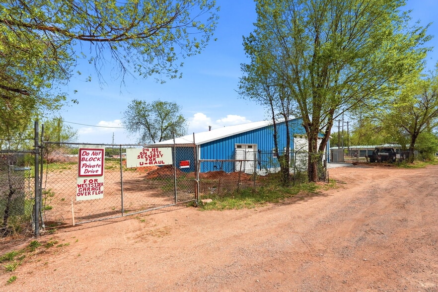 More Photos Of 627 S 31st St, Colorado Springs Light Manufacturing For Sale