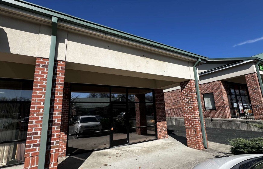 More Photos Of 2773 Jefferson Davis Hwy, Stafford Storefront Retail Office For Lease