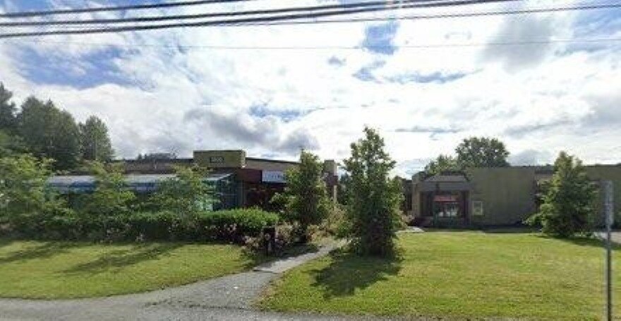 Primary Photo Of 2840 Bainbridge Ave, Burnaby General Retail For Lease