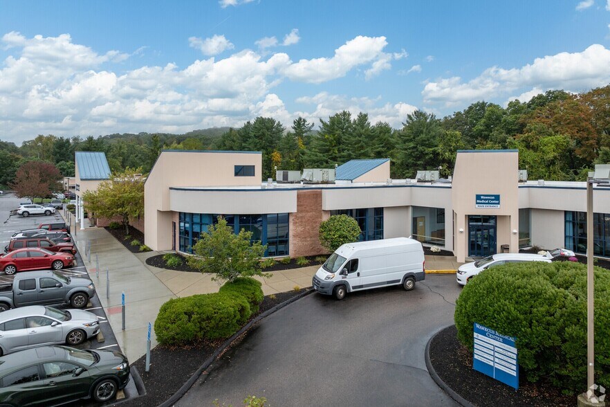 Primary Photo Of 79 Wawecus St, Norwich Medical For Lease