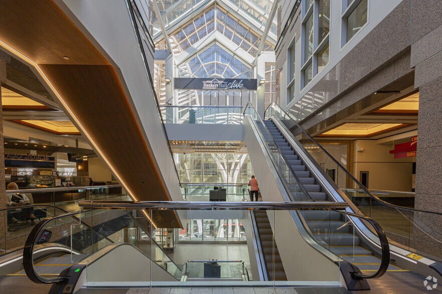 More Photos Of 335 8th Ave SW, Calgary Office For Lease