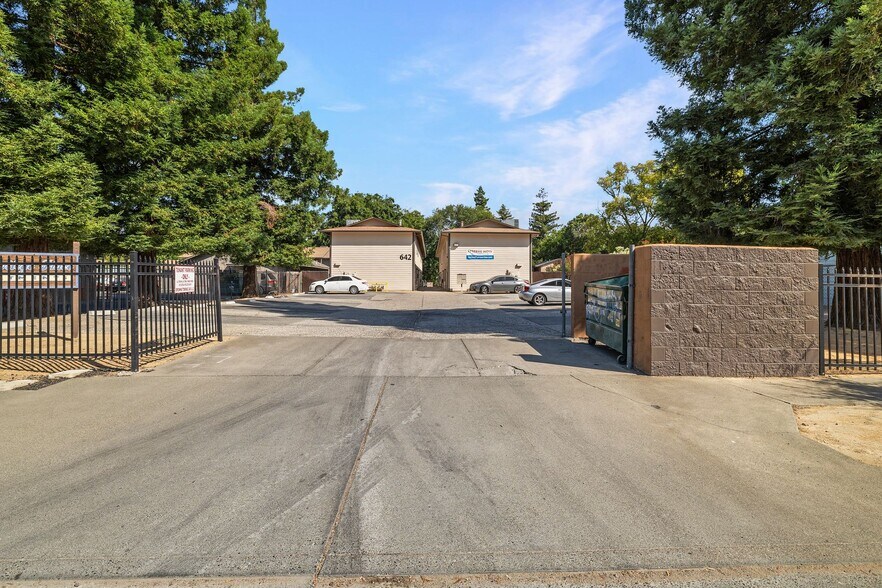 More Photos Of 642 W 1st Ave, Chico Apartments For Sale