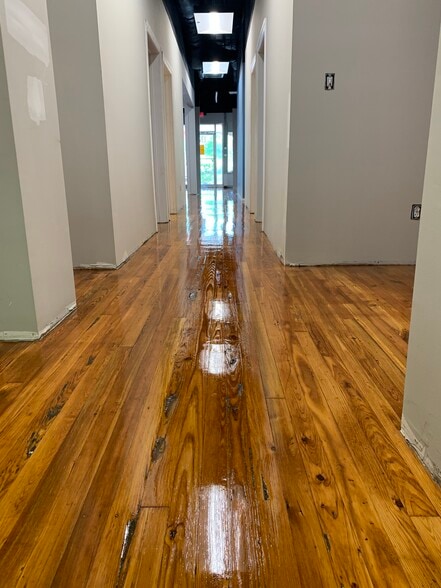 More Photos Of 132 SW Main St, Rocky Mount Storefront Retail Office For Lease