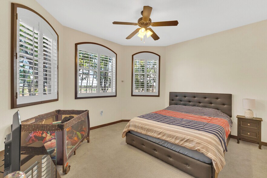 More Photos Of 636 Keagle Rd, Socorro Specialty For Sale