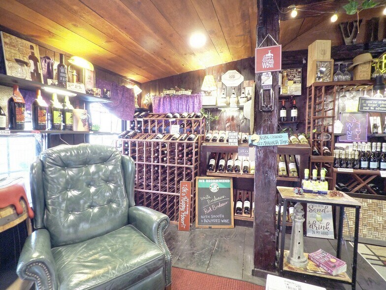 More Photos Of 3732 NY-31 Rt, Canastota Restaurant For Sale