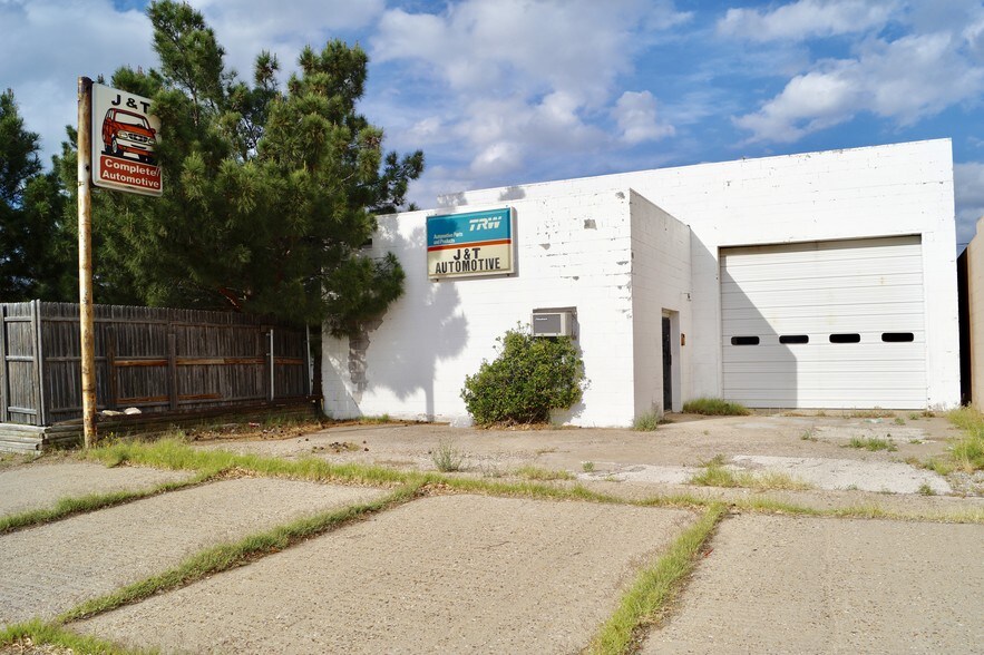 Primary Photo Of 1118 N Texas Ave, Odessa Auto Repair For Lease