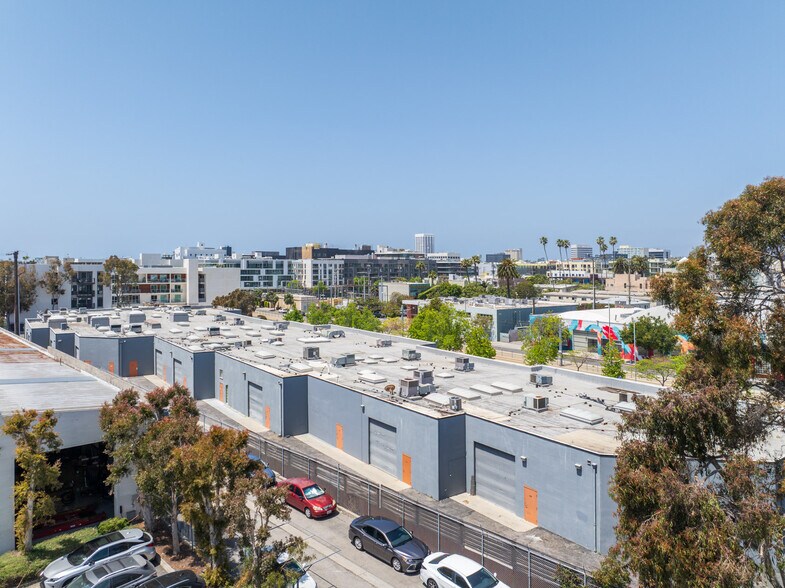 More Photos Of 902-926 Colorado Ave, Santa Monica Loft Creative Space For Lease